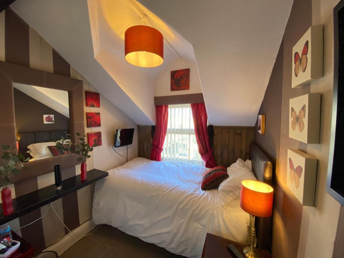 Delovely Hotel Blackpool Esterno foto