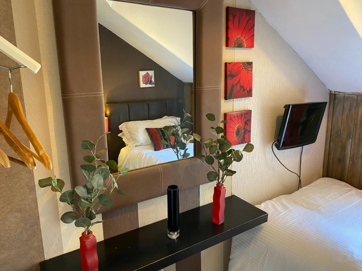 Delovely Hotel Blackpool Esterno foto