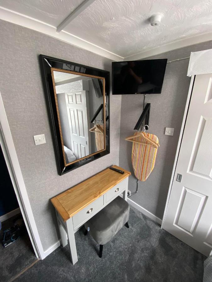 Delovely Hotel Blackpool Esterno foto