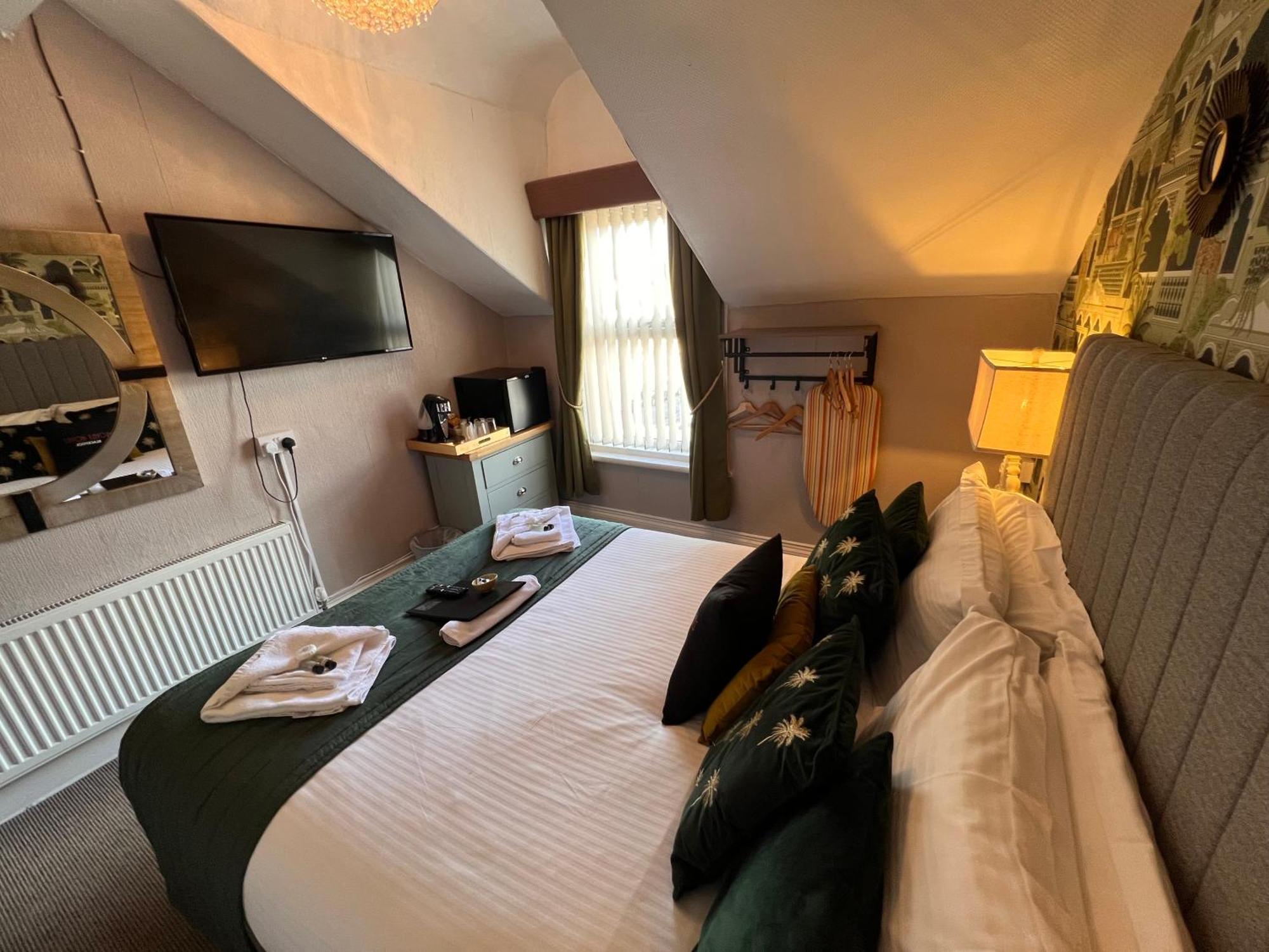 Delovely Hotel Blackpool Esterno foto