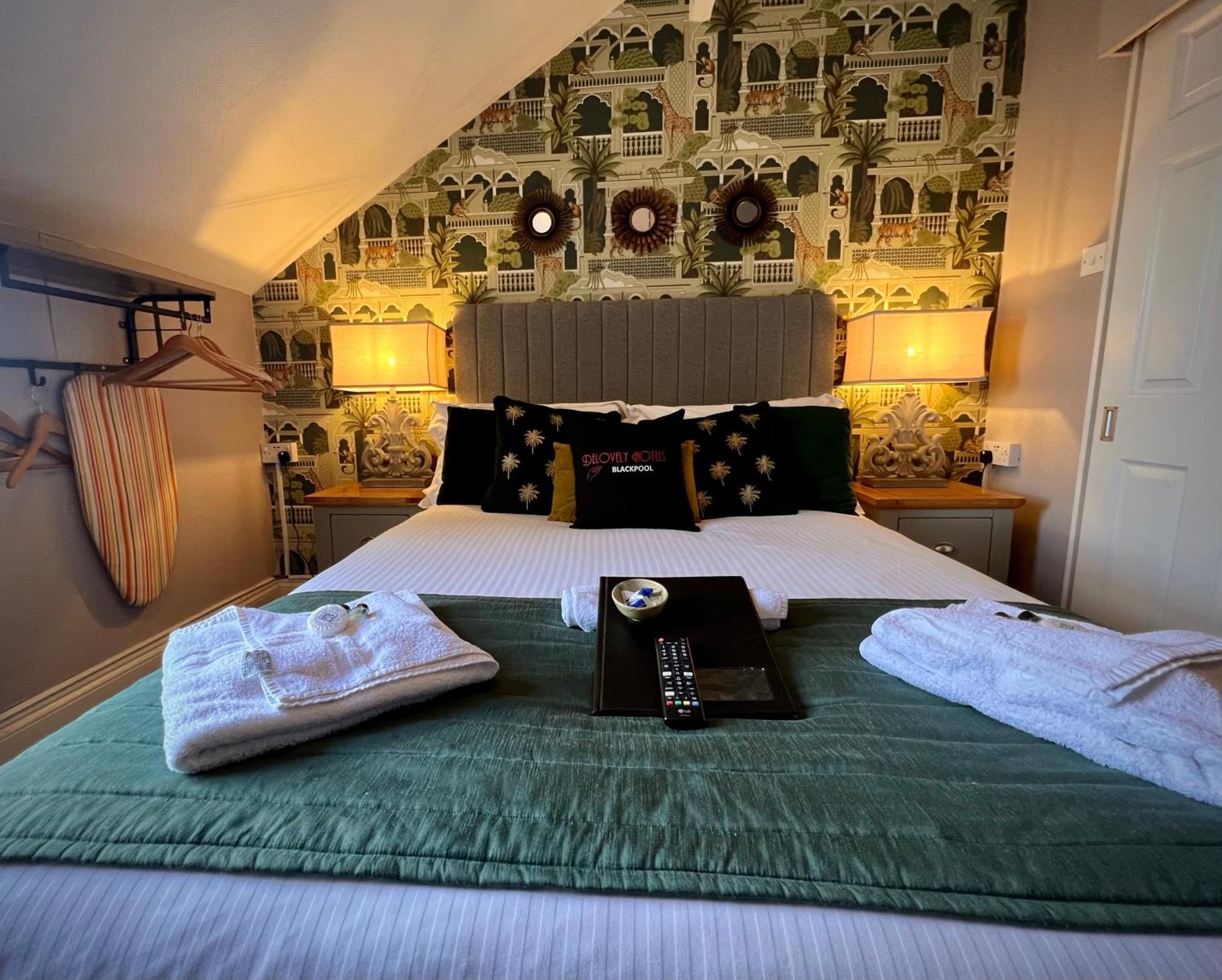 Delovely Hotel Blackpool Esterno foto