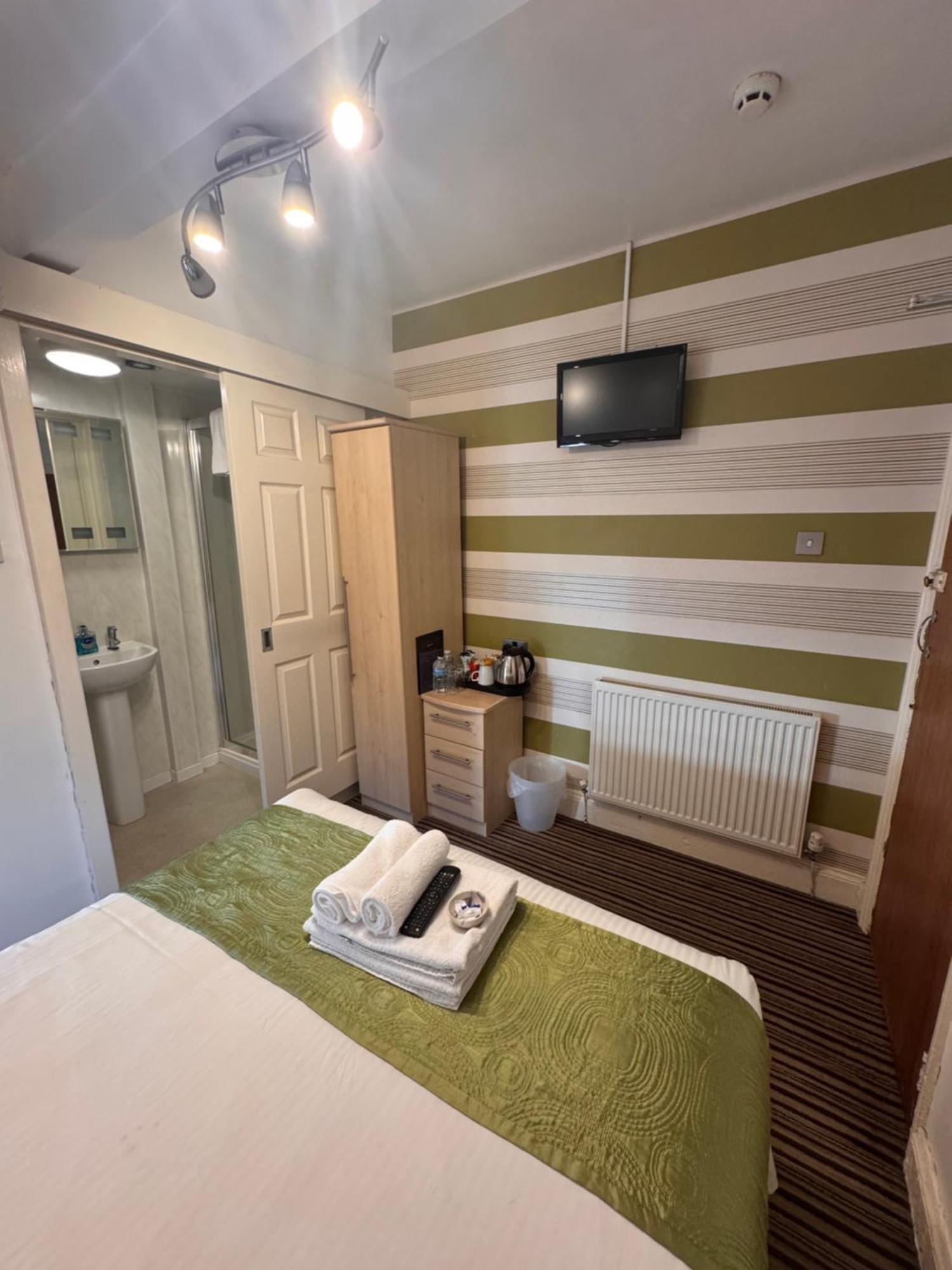 Delovely Hotel Blackpool Esterno foto