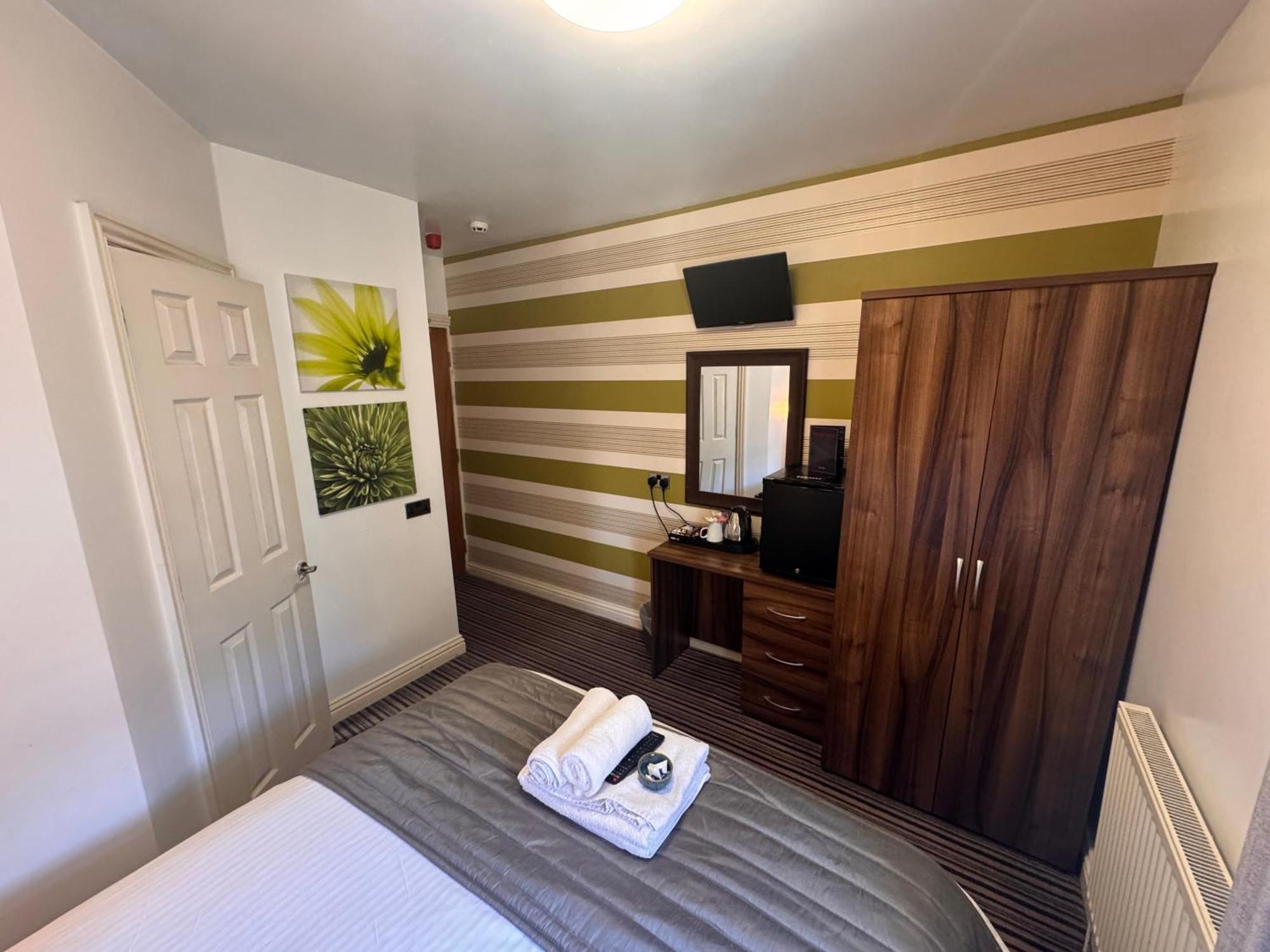 Delovely Hotel Blackpool Esterno foto